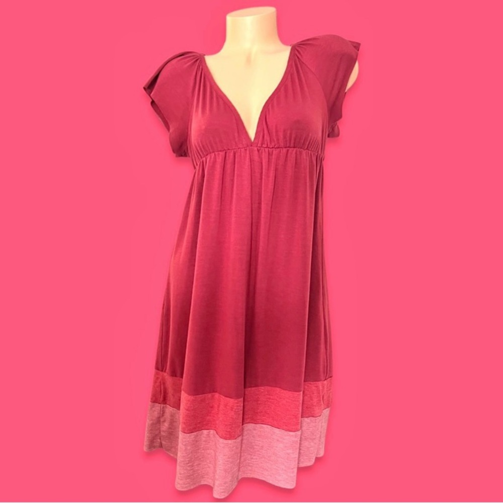 **SOLD** Super cute dress size medium